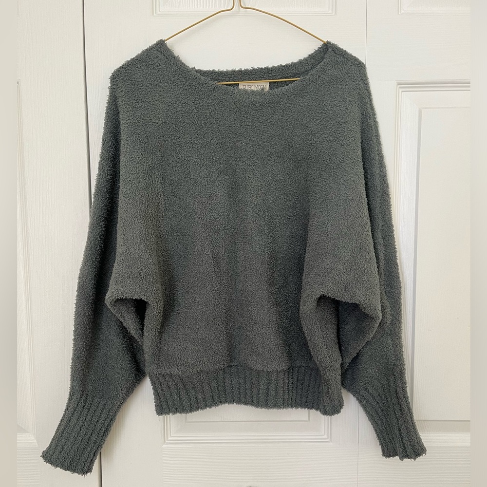 Women’s Sweater